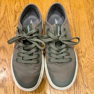 All Birds Women’s Olive Green Piper Sneakers